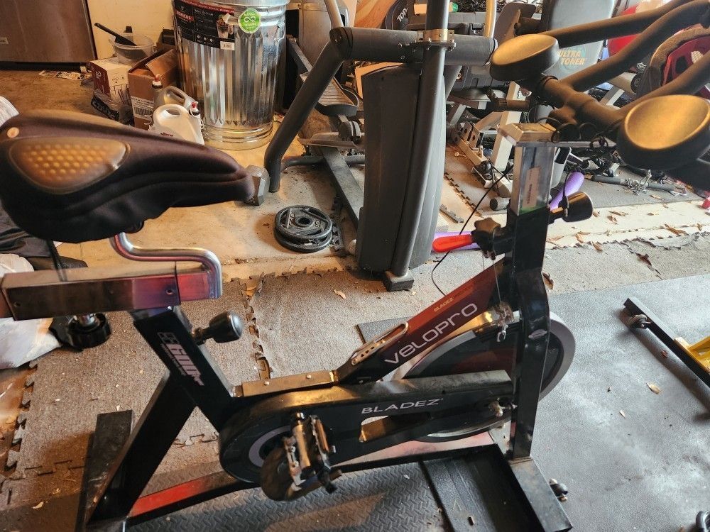 VelaPro Spin Bike