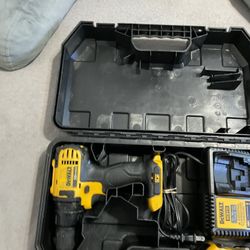 Dewalt Drill Set