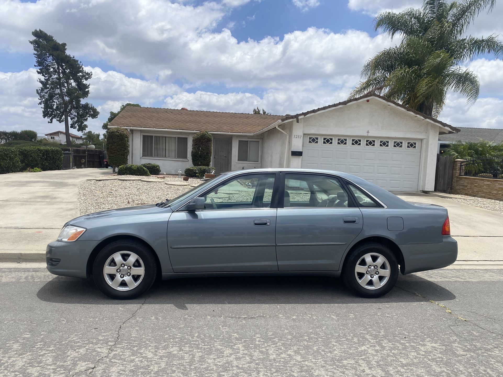 2001 Toyota Avalon