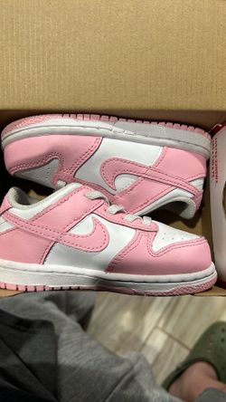 Nike dunks low