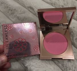NEW LAWLESS MAKE ME BLUSH TALC FREE VELVET BLUSH IN DAISY PINK $10!