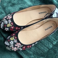 Women’s flats size 6 1/2