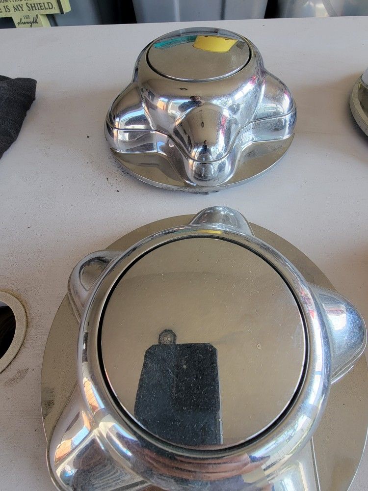 Ford Caps