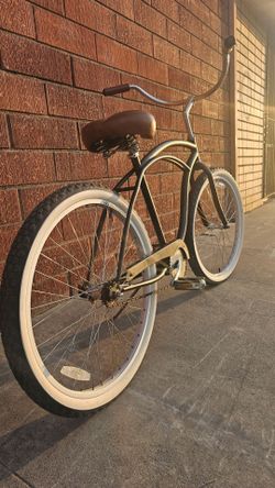 Six Three Zero 26 inch beach cruiser bike $150