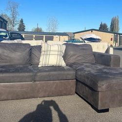 Sectional Couch 