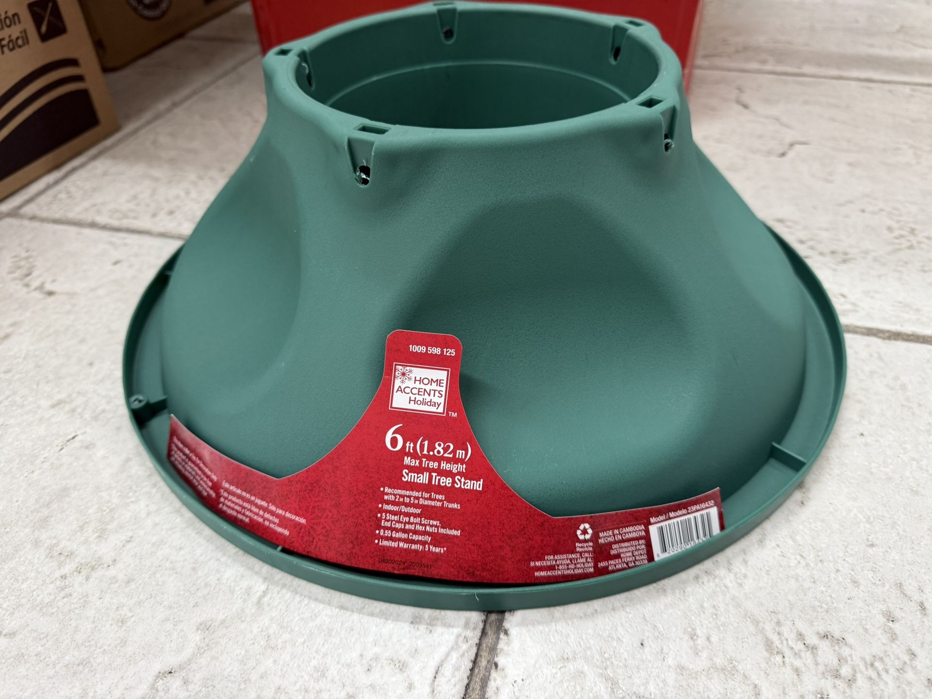 6 ft. Max Height Live Christmas Tree Small Plastic Tree Stand