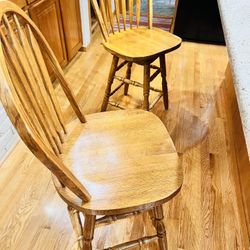2 Bar Stools