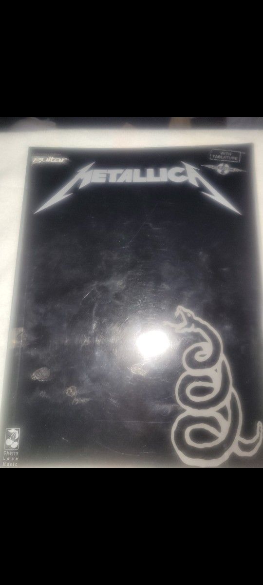 METALLICA NIRVANA STAIND STONE TEMPLE PILOTS CREED IBANEZ  MUSIC BOOKS 