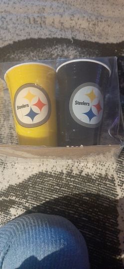 2 Pack Hard Plastic NFL Steeler Cups