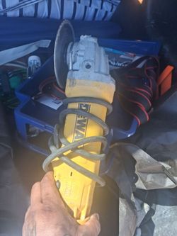 Dewall grinder