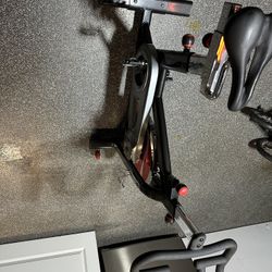 Stationary Exercise Bike - Analog - All Steel