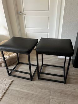 BAR STOOLS