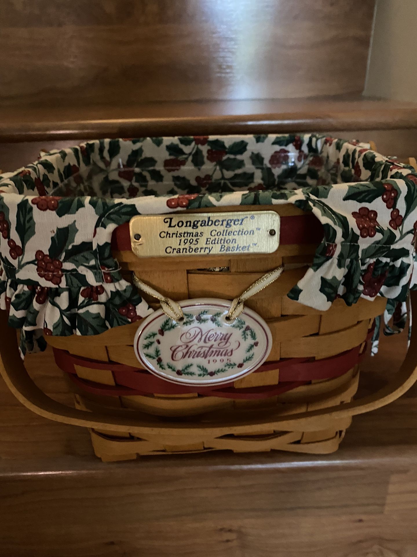 Longaberger Christmas Cranberry  Basket/plant Holder 1995