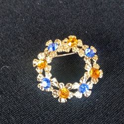 VINTAGE BROOCH 