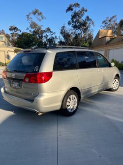 2006 Toyota Sienna