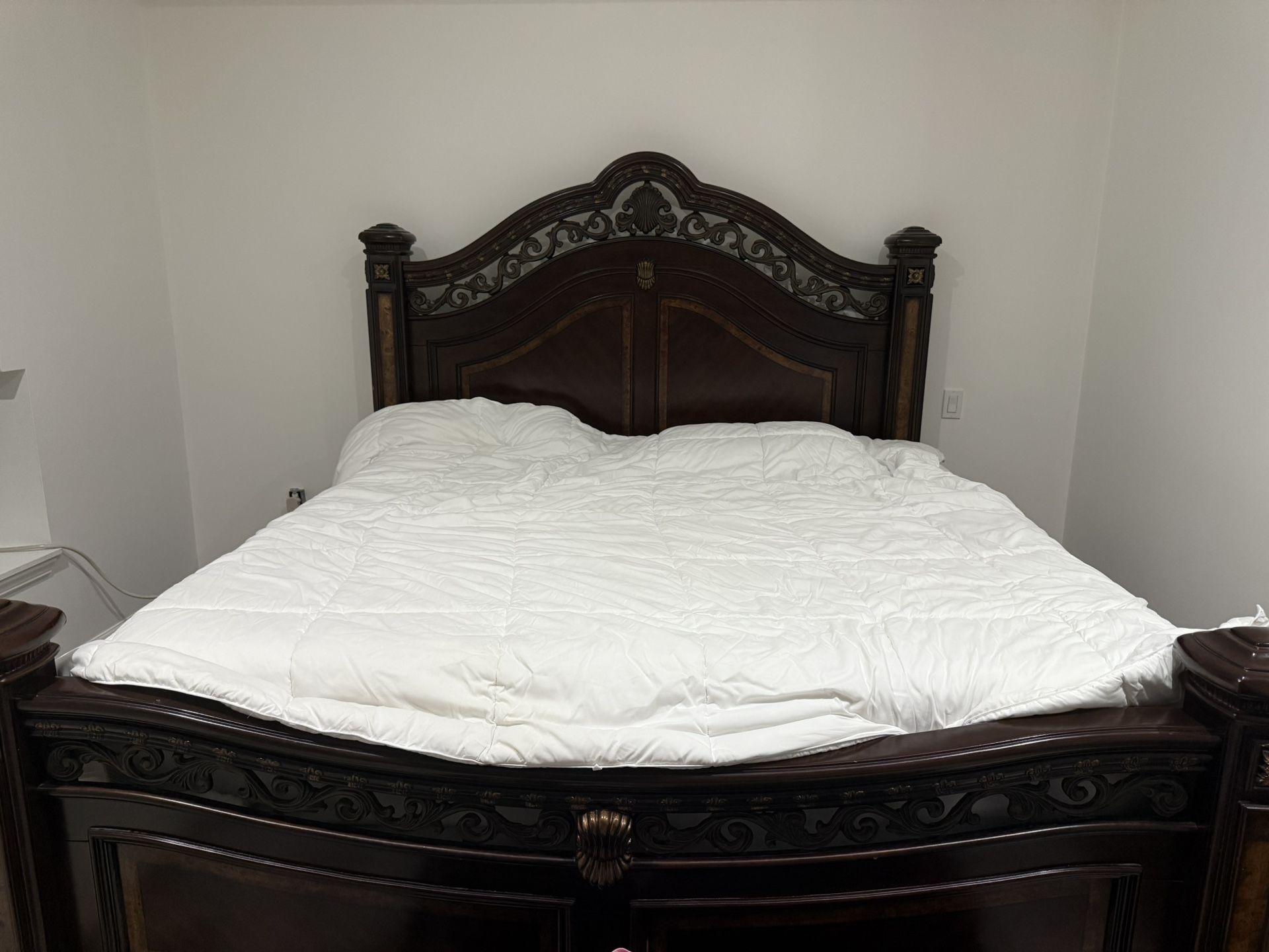 King Size Solid Wood Bed & Frame