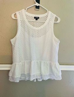 White Eyelet Lace Sleeveless Top
