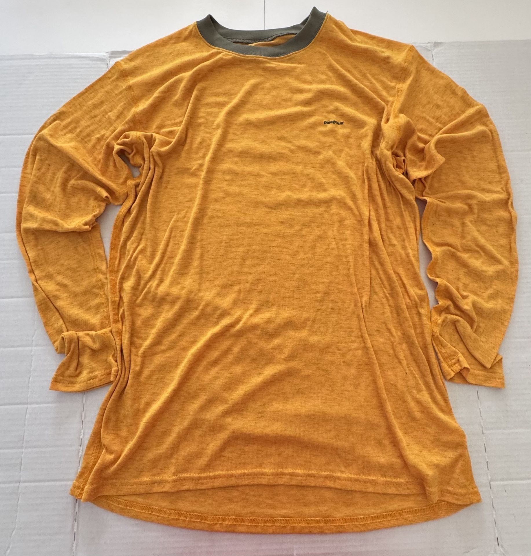 Pre Owned Excellent Patagonia Capilene Long Sleeve Thermal Orange Yellow Women Size XL