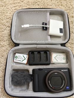 Sony Camera & Sony shooting grip/tripod