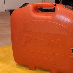 Paslode Cordless 16 Gauge Straight Finish Nailer with Box