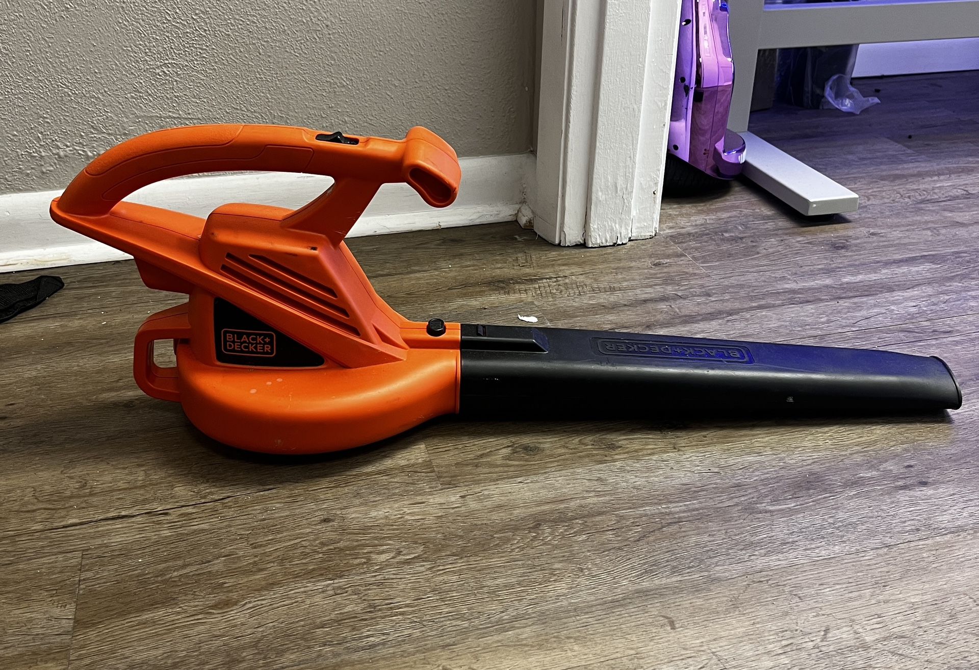 Leaf Blower