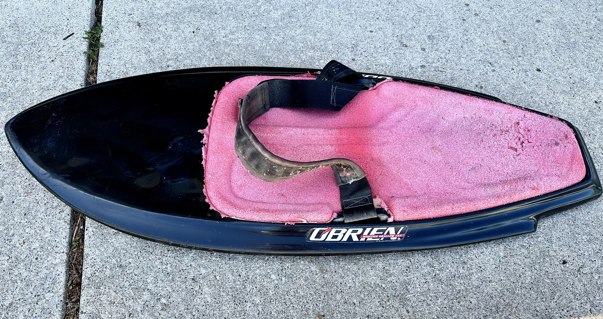 Obrien Knee Board - Modified Swallow Tail - Beginner Black - boat water ski sports kneeboard O’Brien