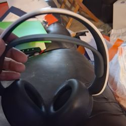 Selling ps5 almost 1 tb