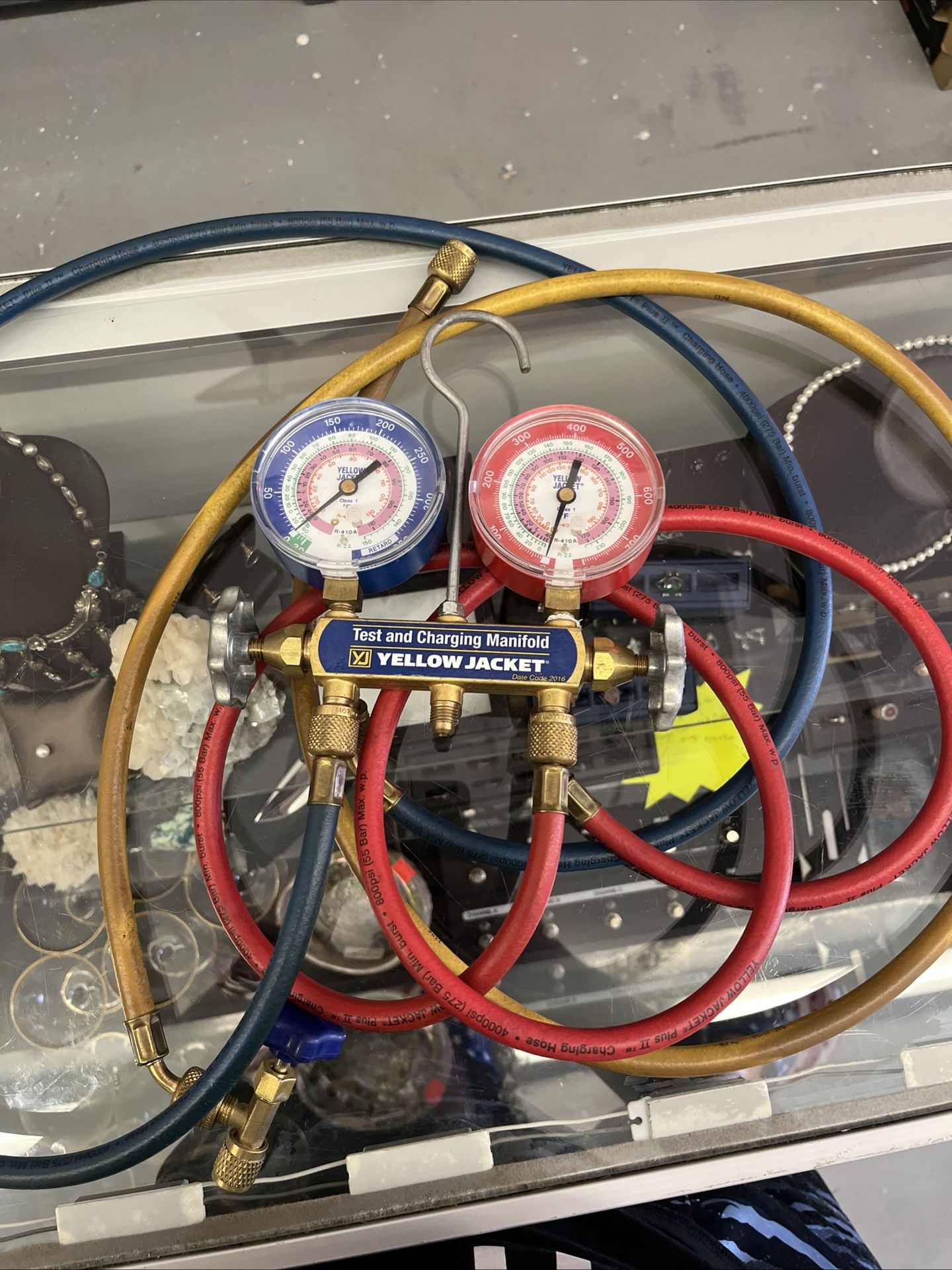 Yellow Jacket Manifold Gauges R22 With Hoses