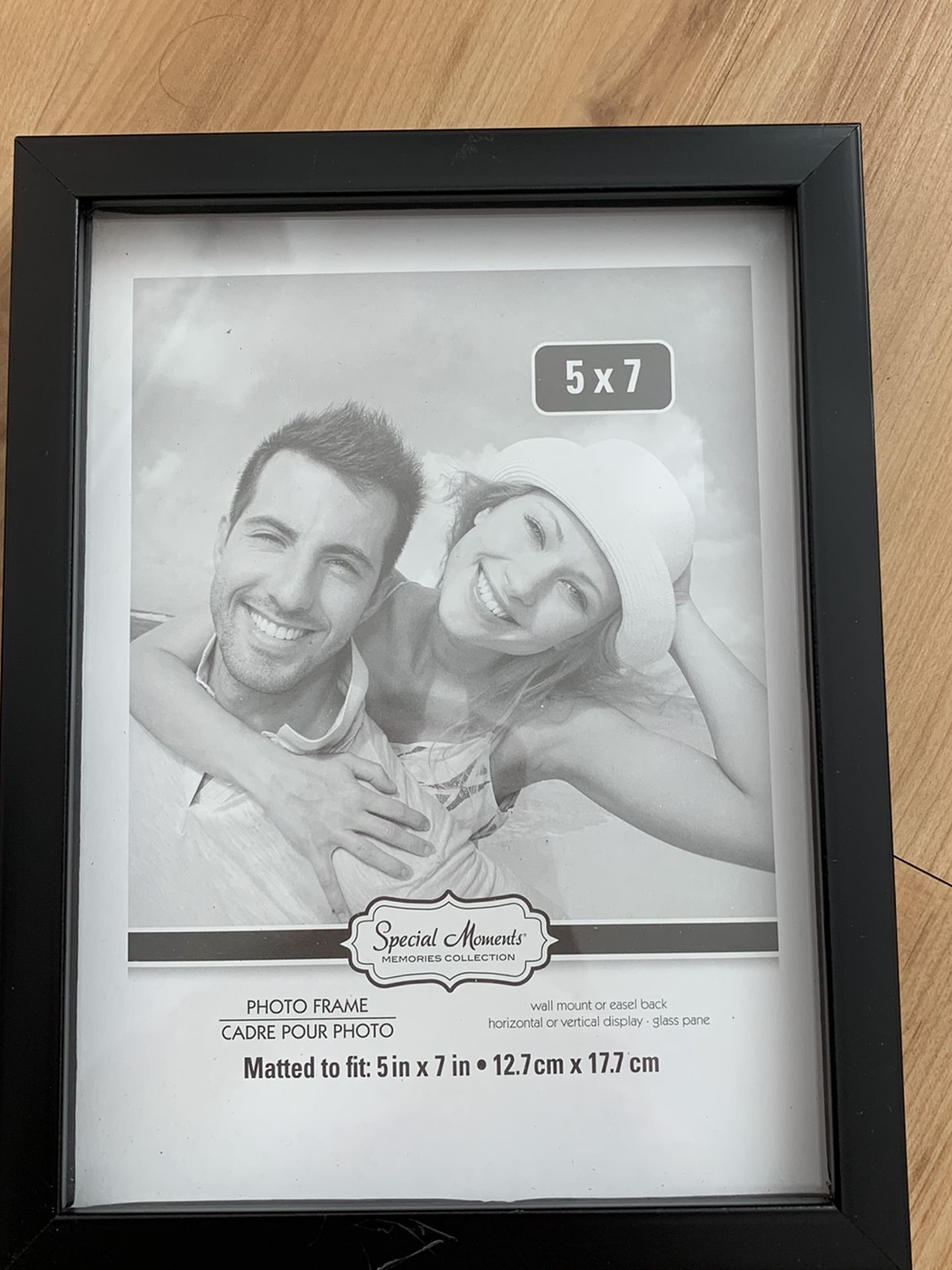 6 Photo frames of size 5*7