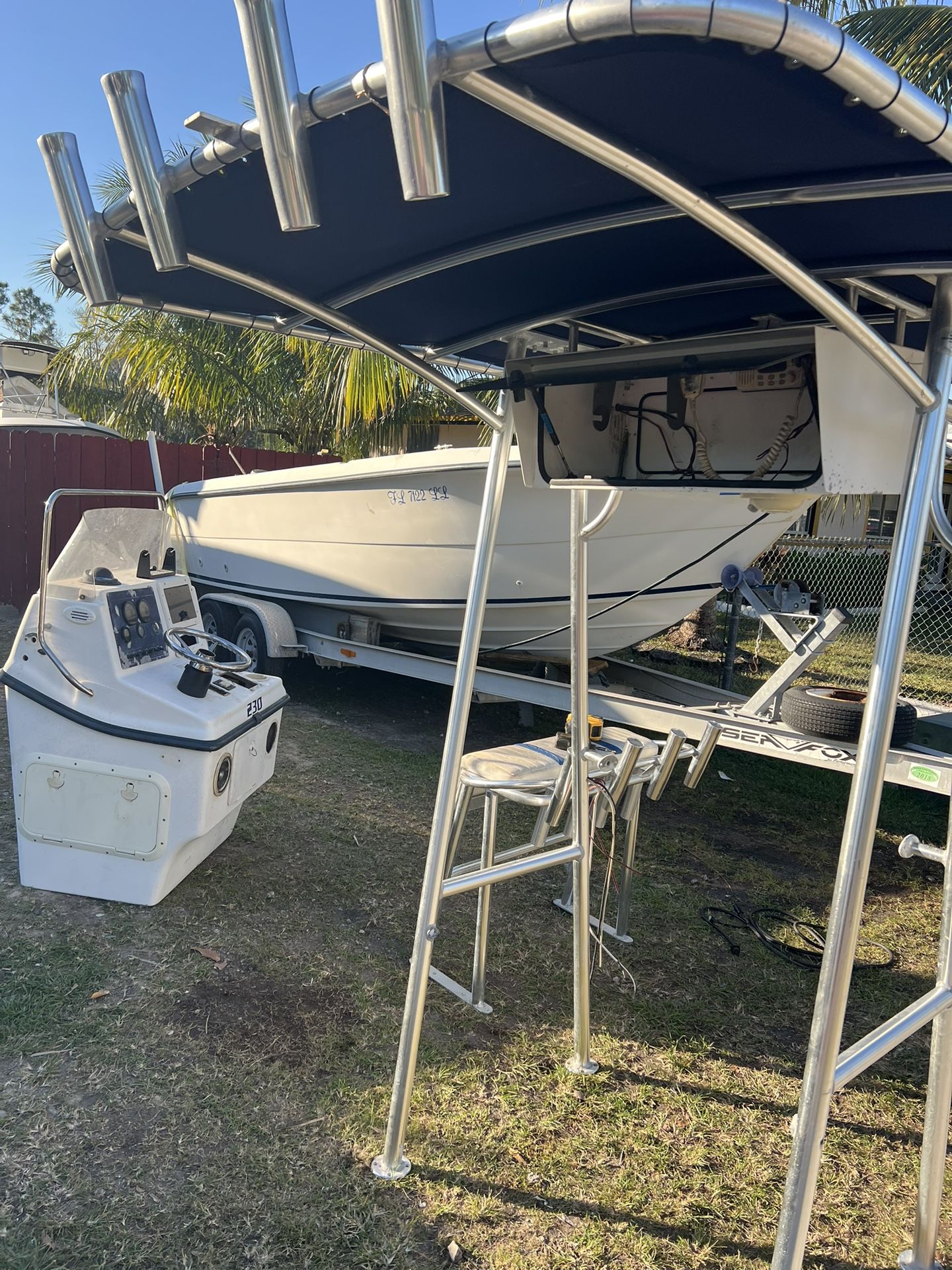 Boat T Top Bench Chair And Center Console