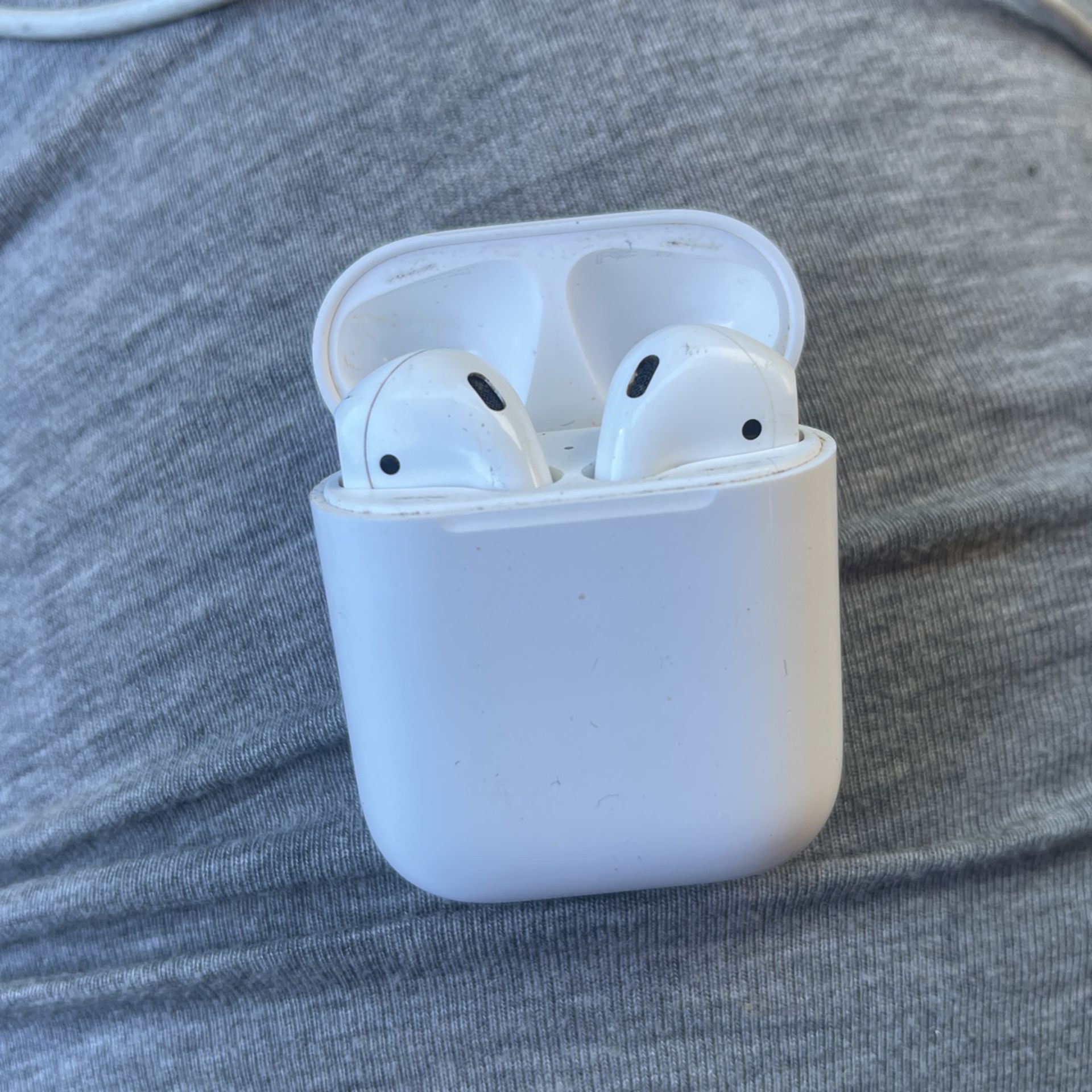 Second Generation Air Pods $100