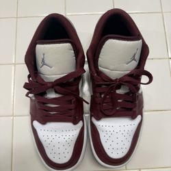 Jordan 1 Low