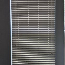 Faux Wood Blinds 34.75 X 70