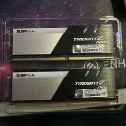 G Skill Trident Z Neo DDR4 RAM 32 GBs (2x16GBs) F4-4000C18D-32GTZN