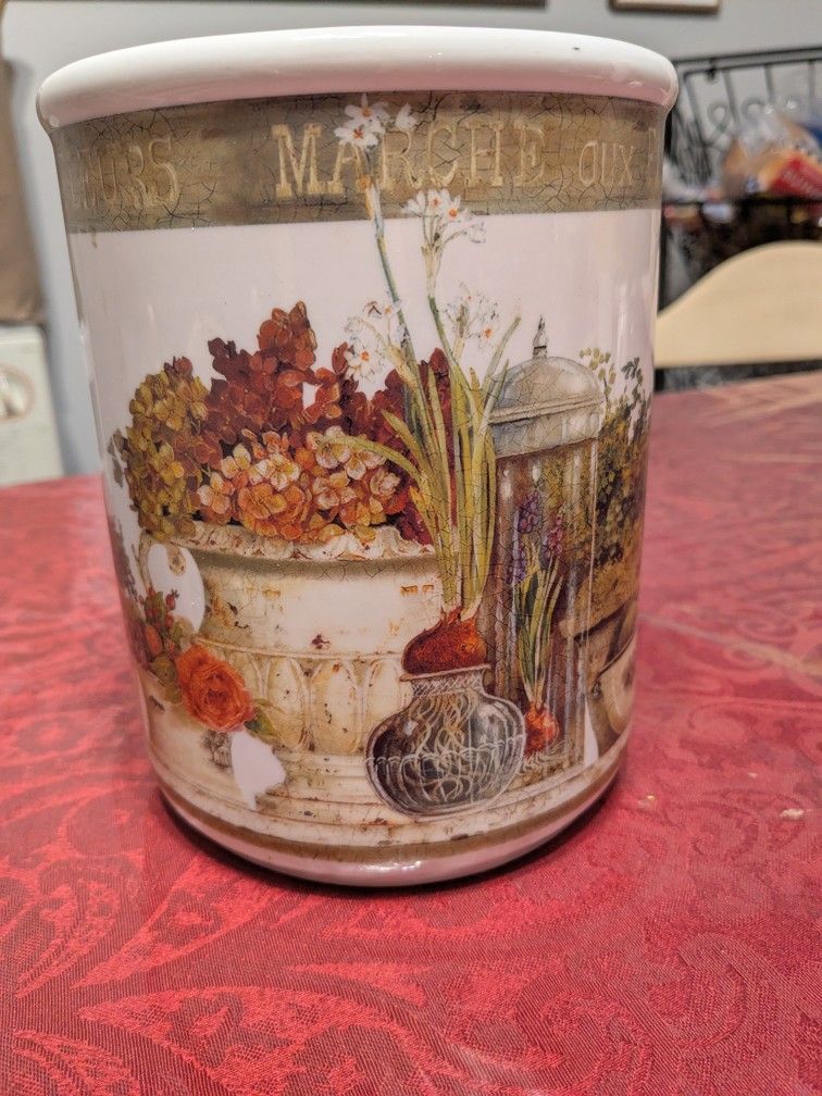 Utensil Holder