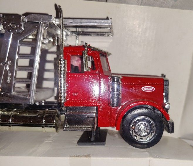 Diecast Car Hauler Peterbuilt