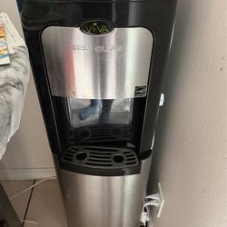 Water dispenser