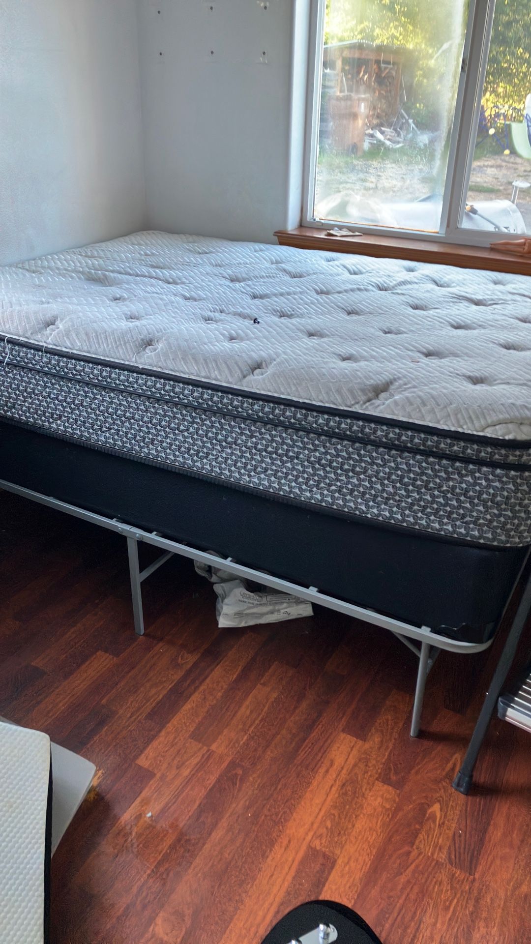 Full Box Spring And Mattress