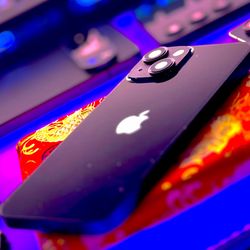 Apple iPhone 14 Unlocked