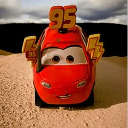Disney Pixar Cars Maddy McGear Team 95 Diecast