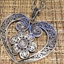 Women’s Plus Sized Jewelry 31 Inch Decorative Heart Pendant Necklace with 3.5 inch Vanity Chain (34.5 inch max length) Large Pendant Jewelry