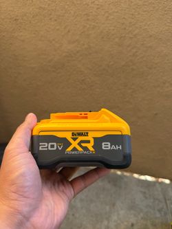 DEWALT 20v 8.0Ah battery