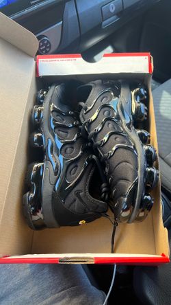Nike air vapormax plus  7.5