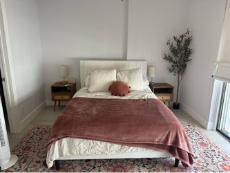 Bedroom set