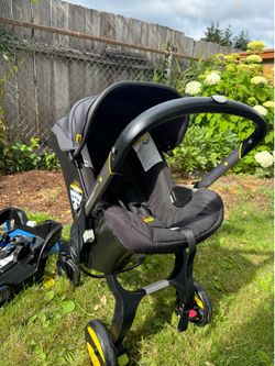 Doona Infant Car Seat & Stroller