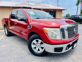 2017 Nissan TITAN
