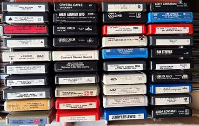 123 8 track music tapes in excellent condition