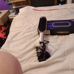 Brand New Furiden Professional Hair Straightener Brush 