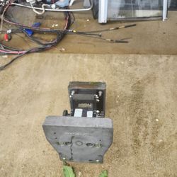 New  Outboard Kicker  Stand