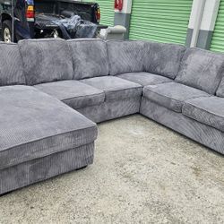 Gray Velvet Corduroy Sectional(Free Delivery 🚚